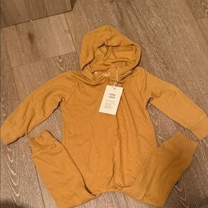 NWT Kyte Baby Hoodie Zip Up Romper Size 2T